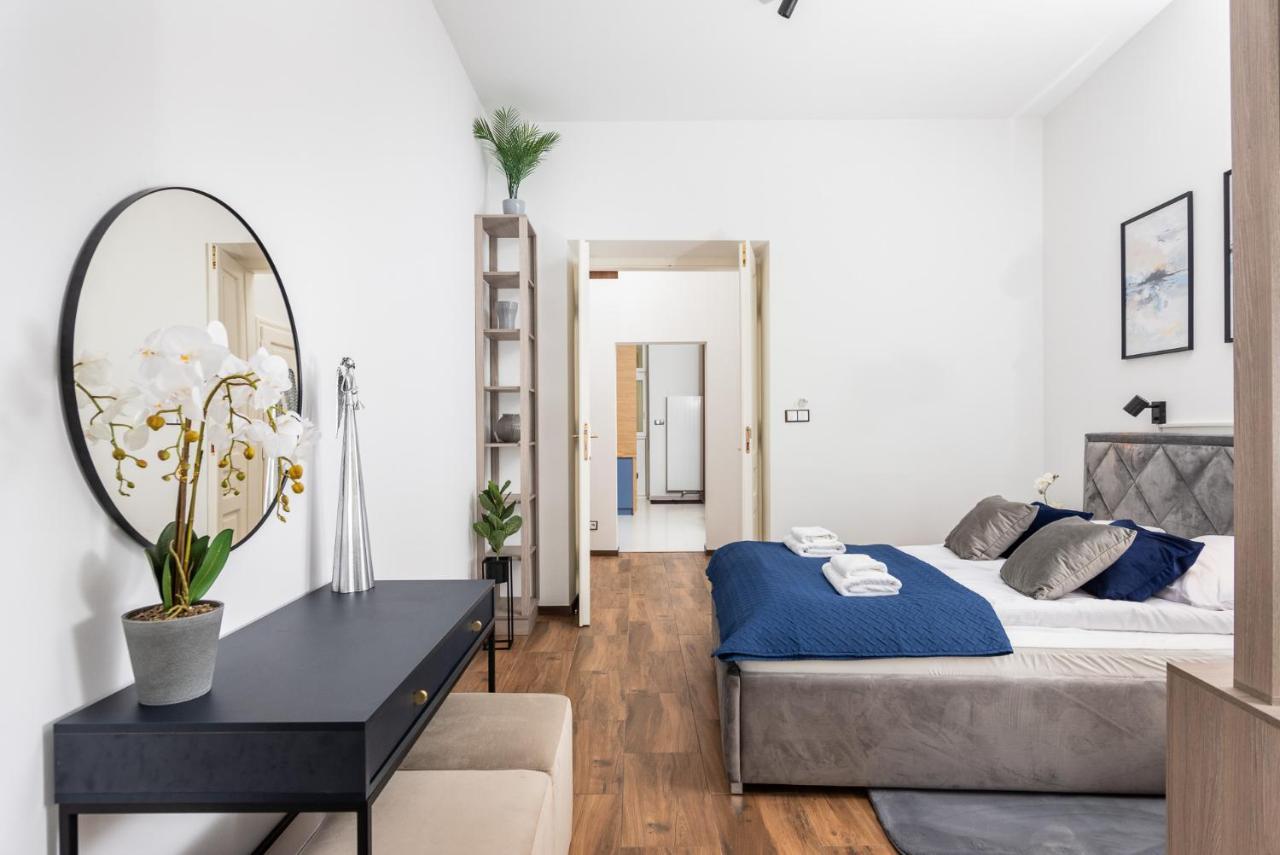 Premium Splendid Old Town Suites - By Upstairs 크라쿠프 외부 사진