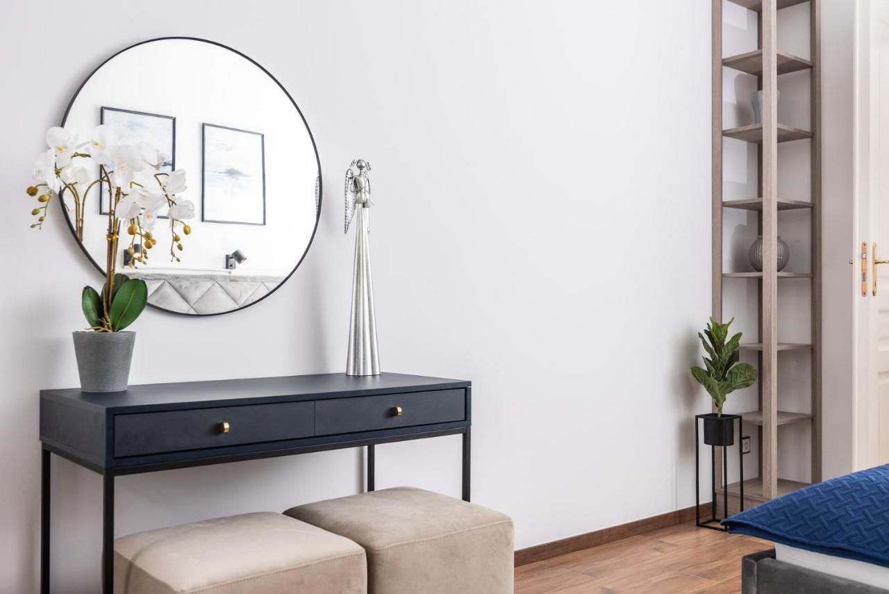 Premium Splendid Old Town Suites - By Upstairs 크라쿠프 외부 사진